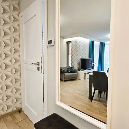 Turkusowy W Mielnie * מיילנו